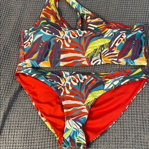 Vibrant Leaf Print Bikini Set